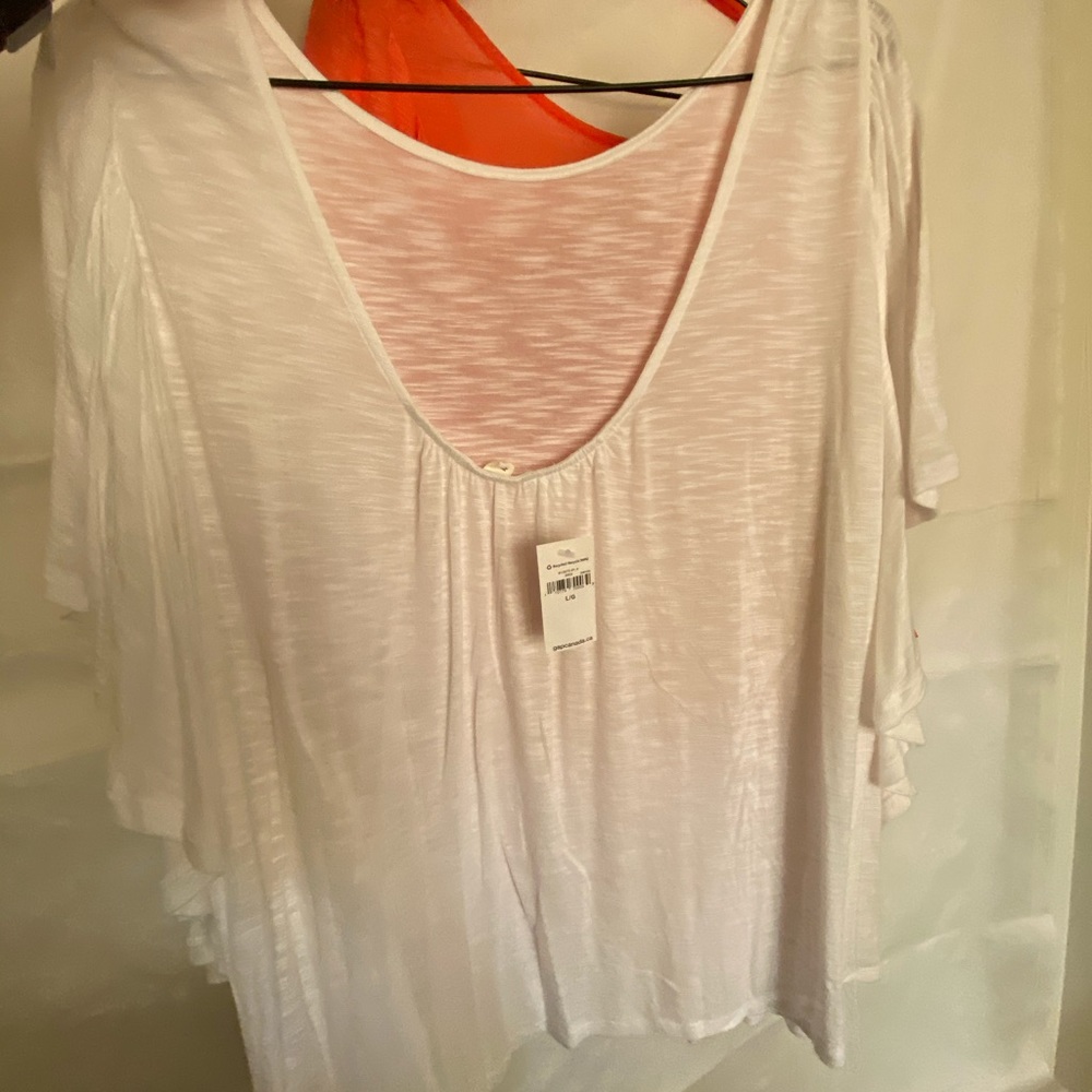 Gap // White Flutter Sleeve Top
